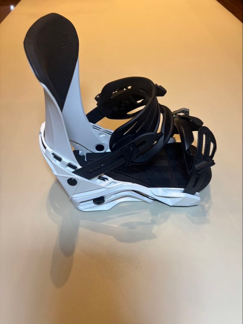 SALOMON DISTRICT サロモン ディストリクトホワイト S 1回使用