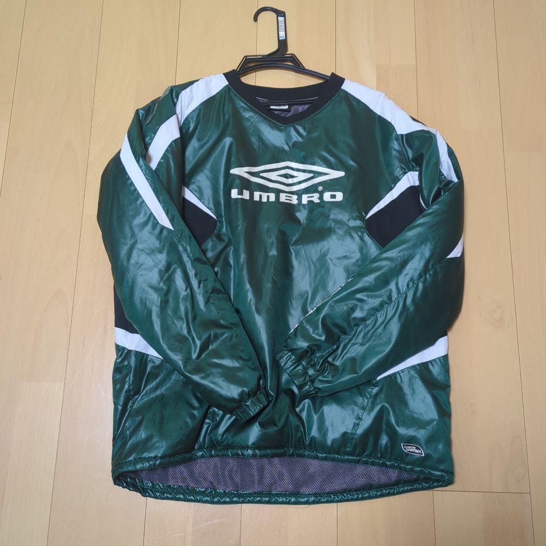いいねご遠慮下さい×　値引不可☆希少♥美品♥アンブロ　UMBRO　中綿　ピステ