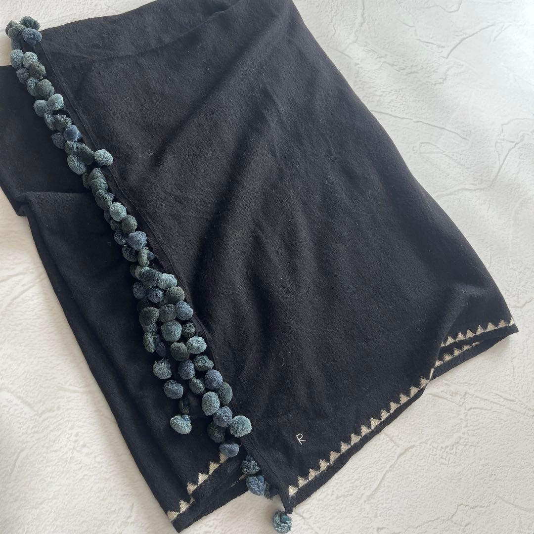 45R フローニット 大判ストール ポンポン 付き