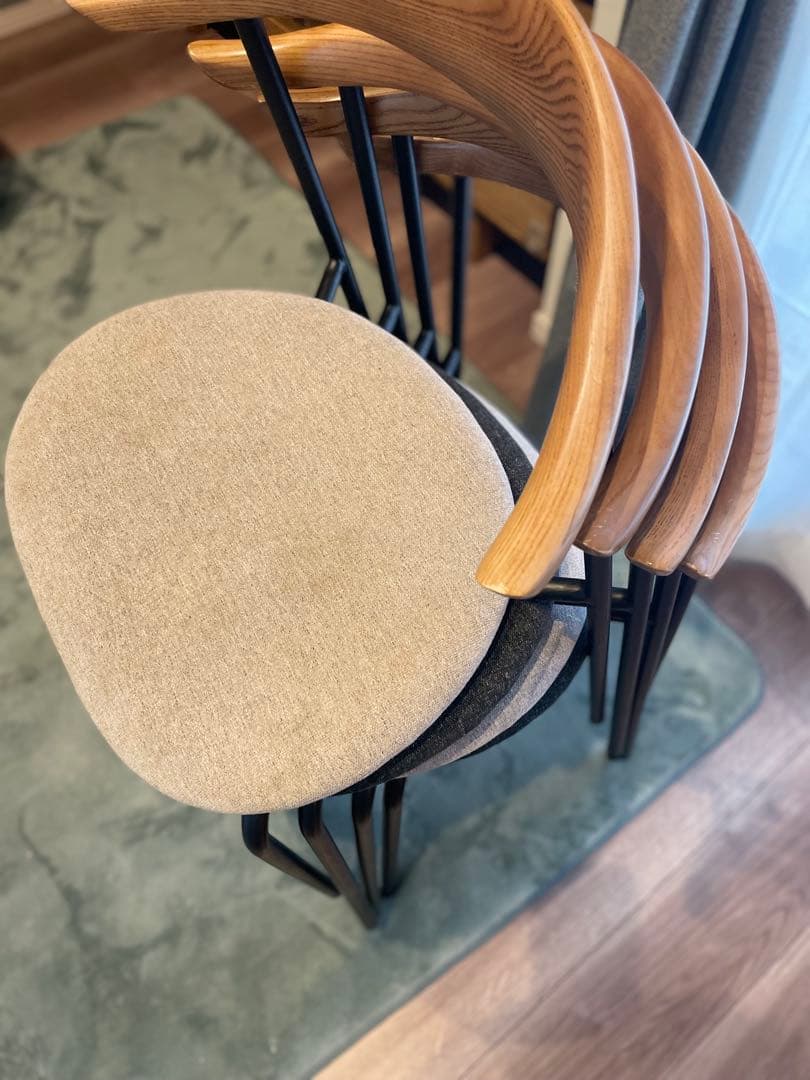 CRASH GATE ダイニングチェア　4脚セット　大阪府引取り限定