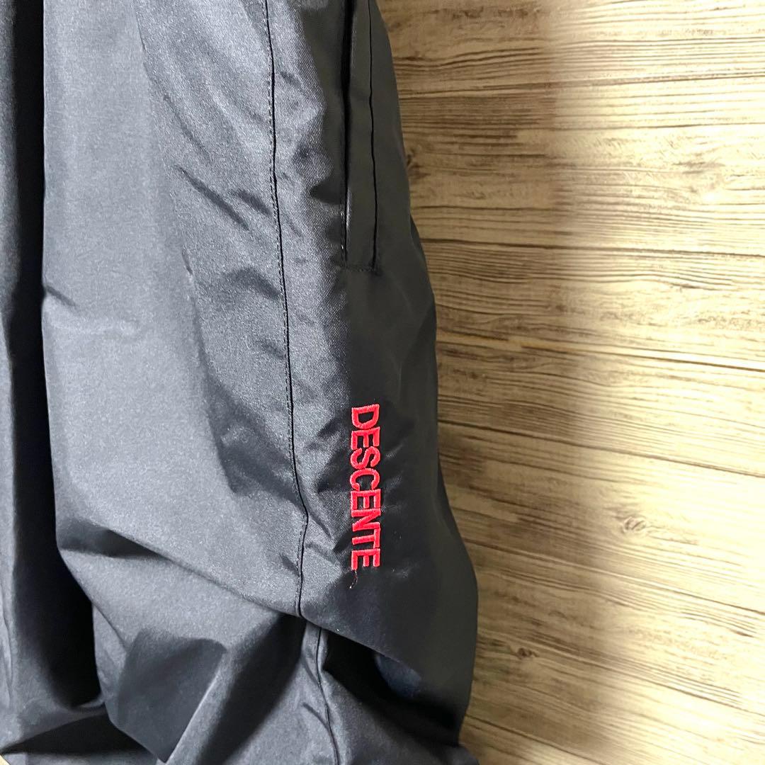 美品 デサント スキーウェア サイズ調節可能 150サイズ スノボ 子供用