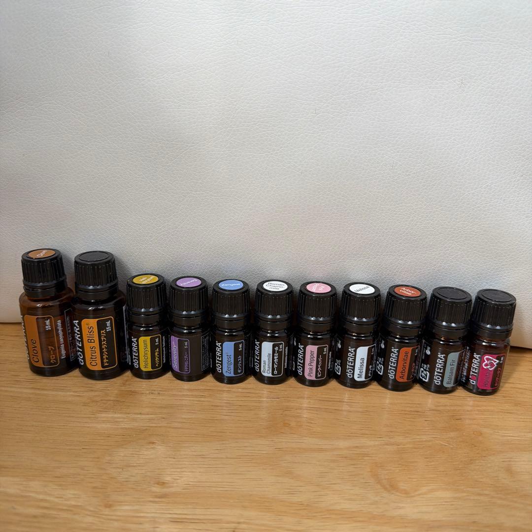 ドテラ エッセンシャルオイルセット 21本 木製ボックス付き - メルカリ