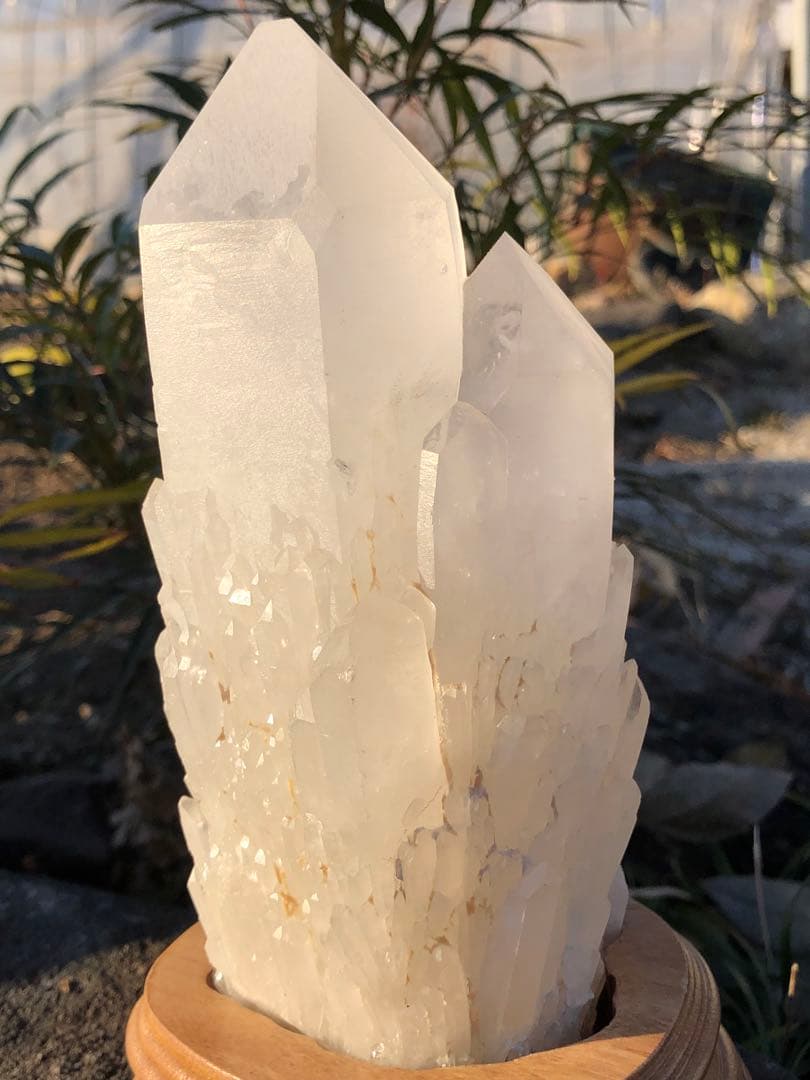 ❤️買い得　レア　極みの逸品 超強いパワー　1.29kg 水晶クラスター　天然石