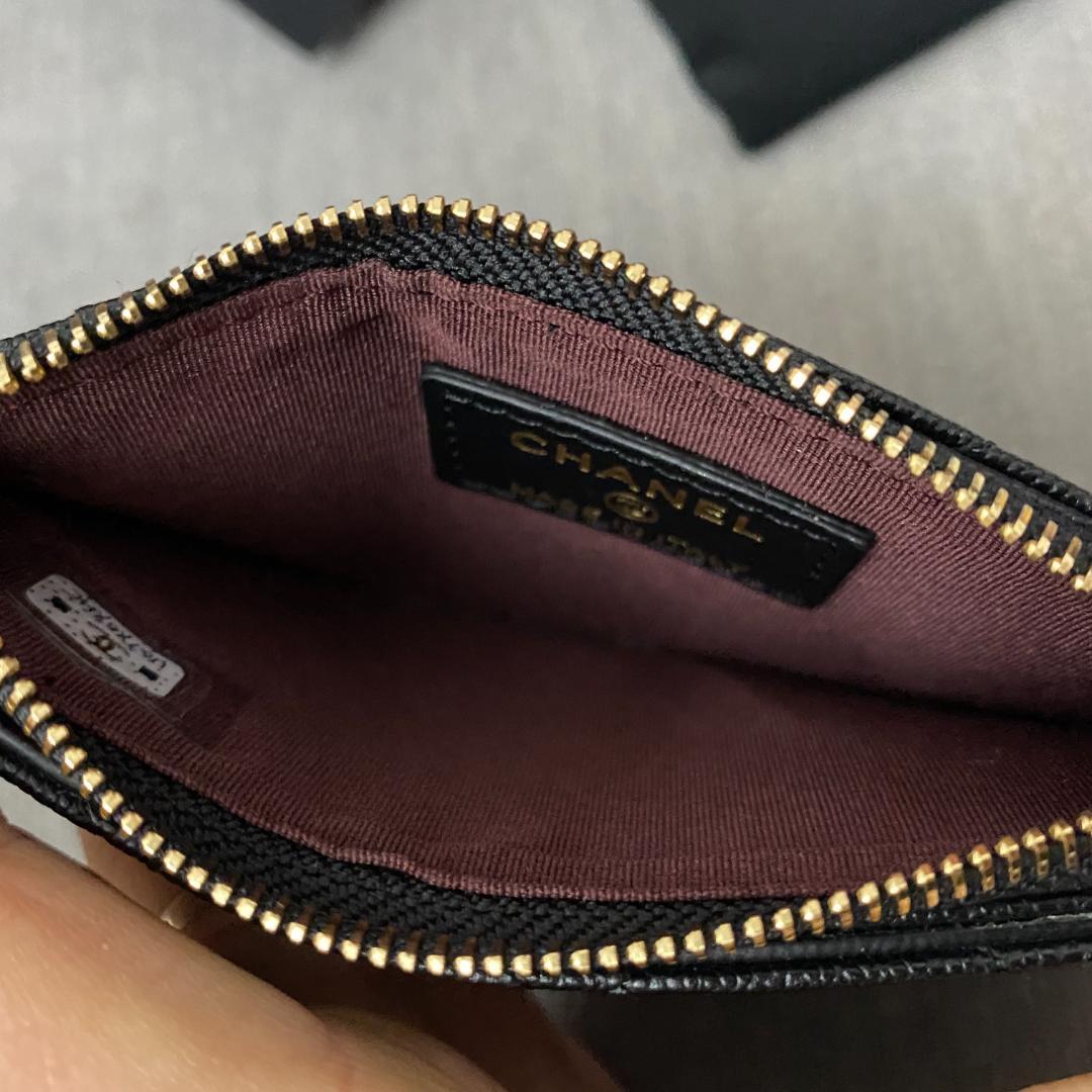 CHANEL フラグメントケース キャビア ミニ財布 ﻿