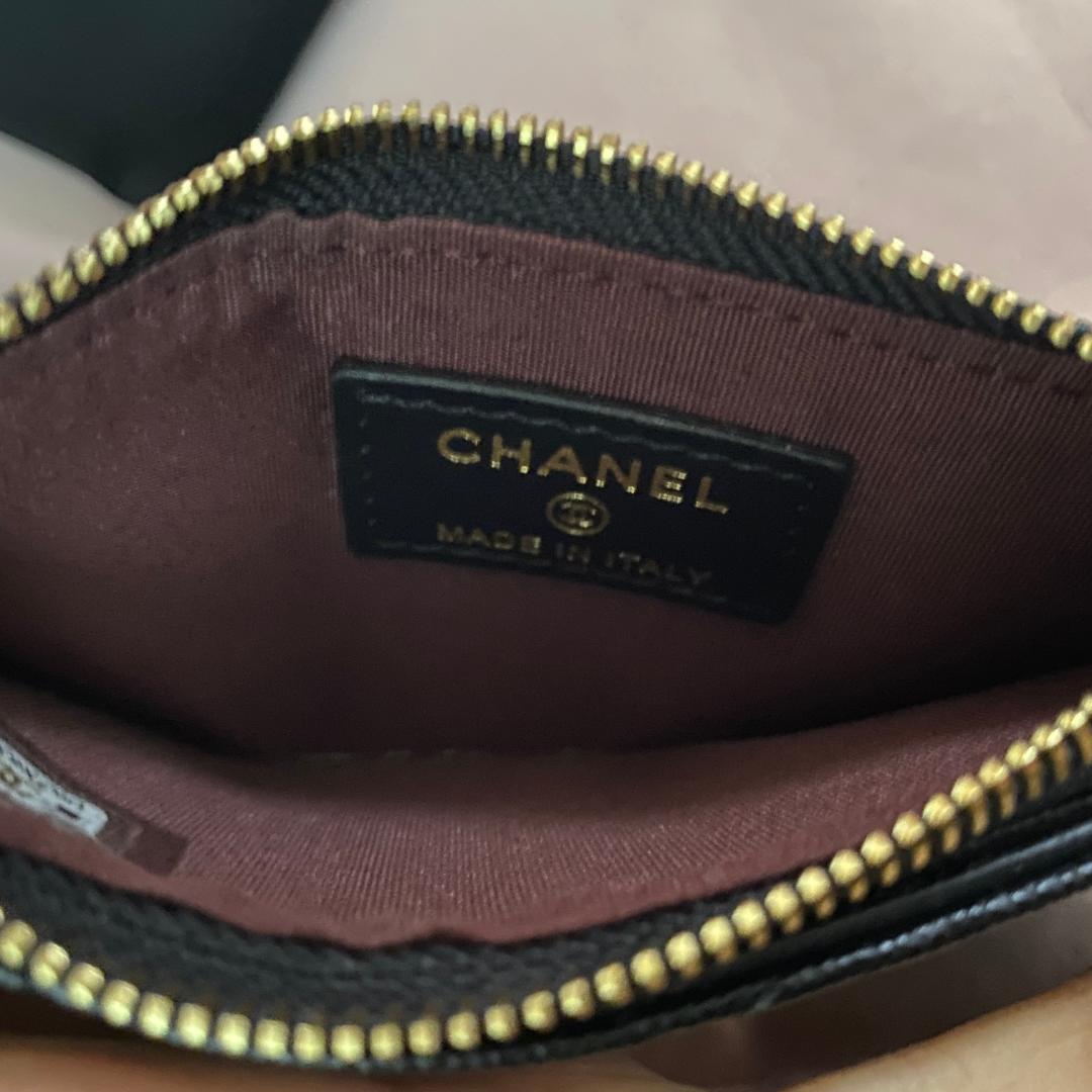 CHANEL フラグメントケース キャビア ミニ財布 ﻿
