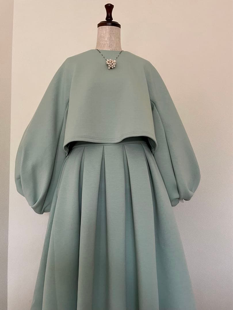 新品未使用【ツル バイ マリコ オイカワ】Bonセットワンピース¥47.300