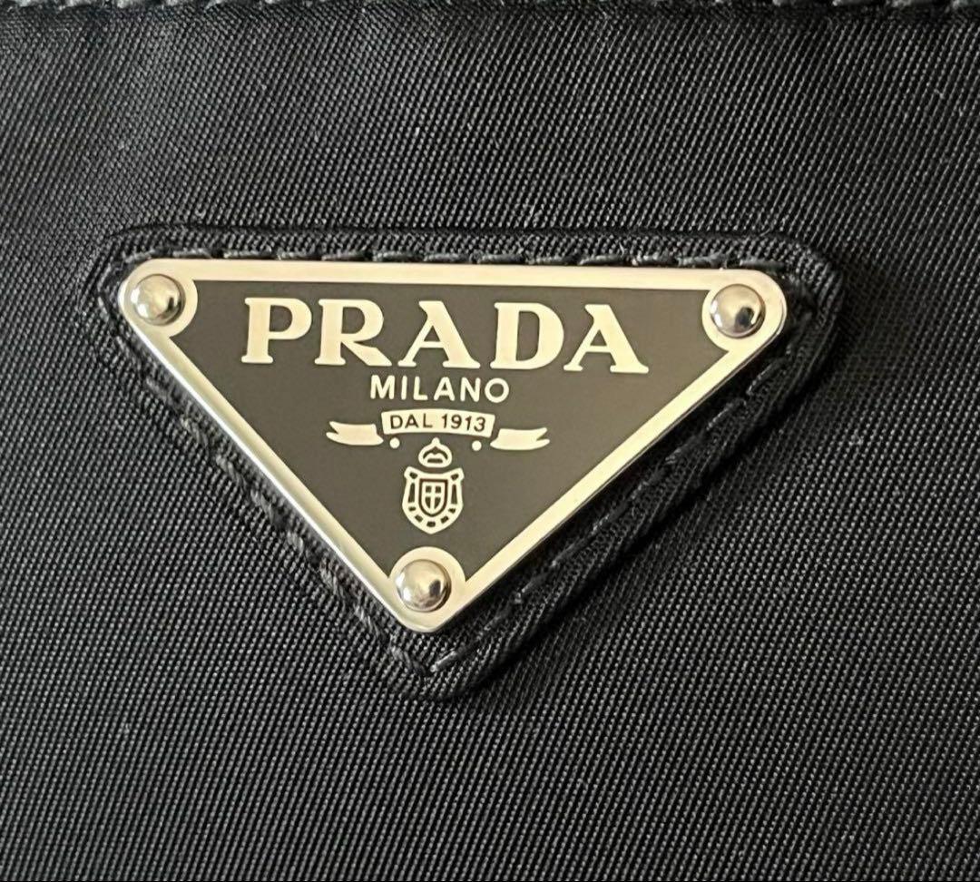 PRADA ウエストバッグ　三角ロゴ　黒