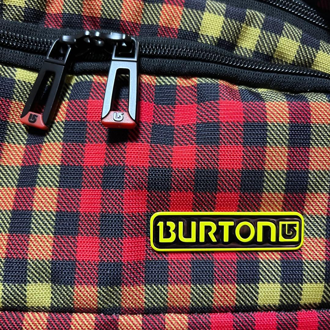 新品バートン BURTON チェック柄キャリーバック PC保護あり