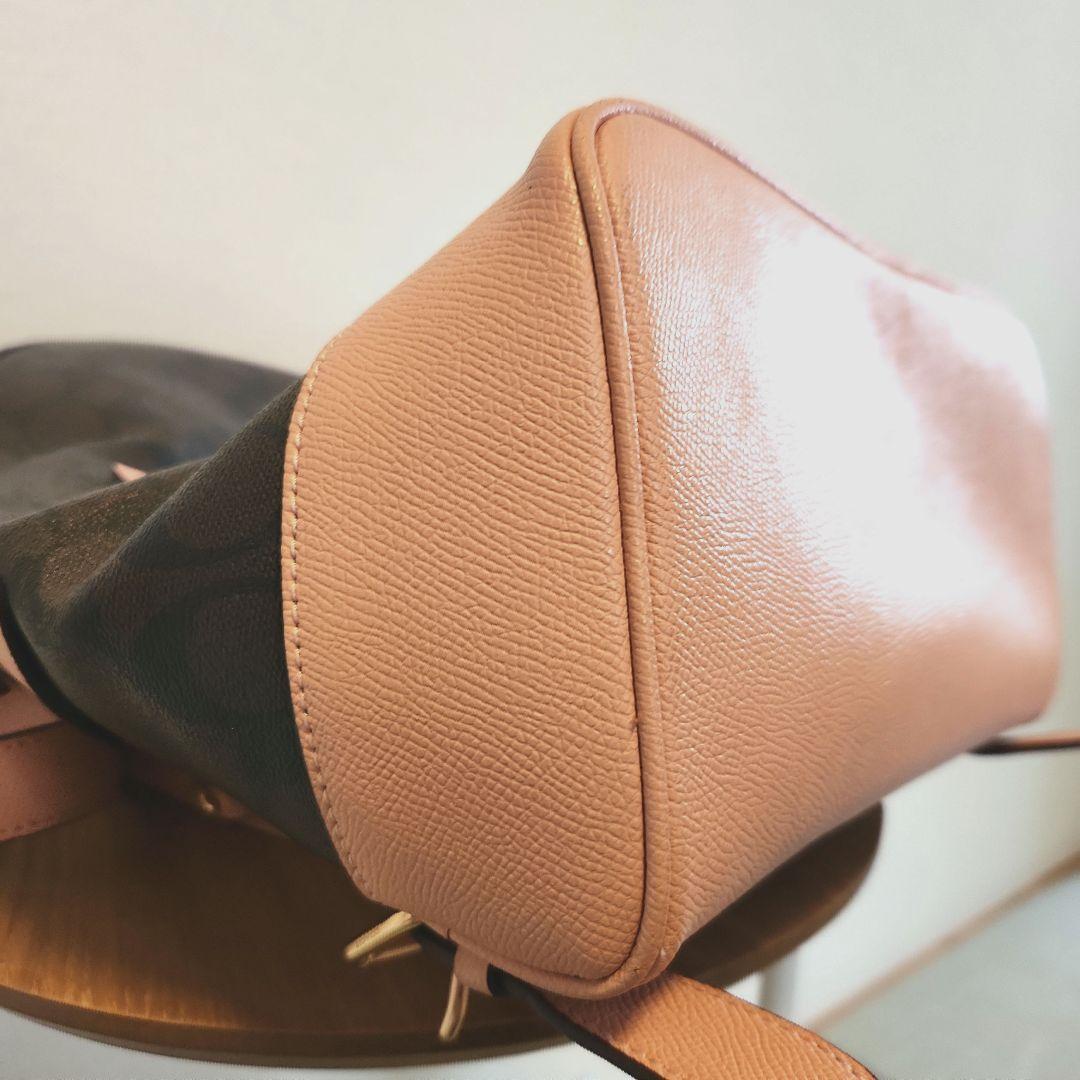 【美品】COACH レザーバックパック ダークブラウン＆ピンク