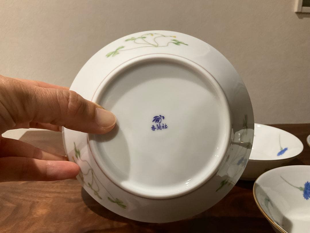 ☺️新品未使用❣️香蘭社 花柄 金色縁取り 大鉢1+中鉢5 切立鉢