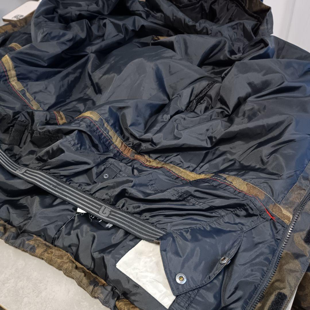 バートン　スノボー　ウェア　M　セット　迷彩　上下　セットアップ　パーカー