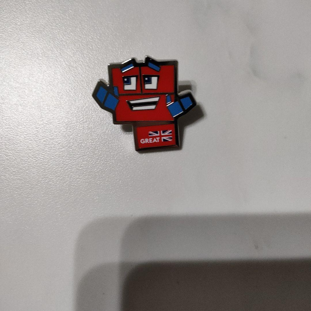 大阪万博 英国 イギリスパビリオン ピンバッジ3 - メルカリ