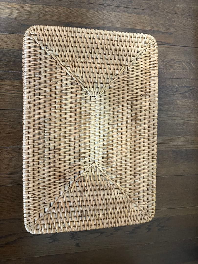 ラタン　カゴ　トレー