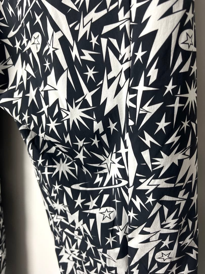 PEARLY GATES新品　サイズ5 ¥44.000 Nyストレッチ中綿パンツ