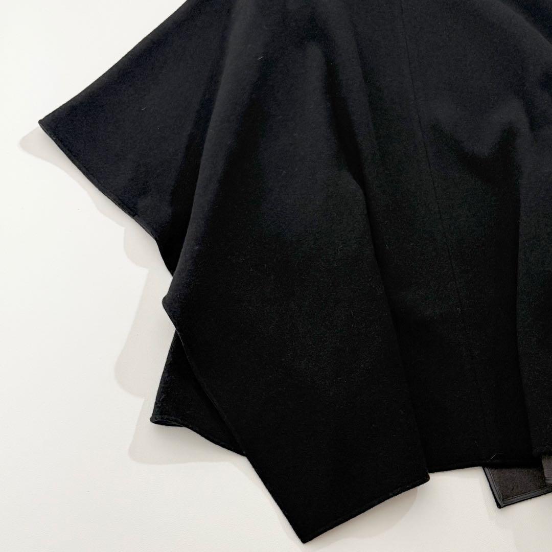 AMERI UNDRESSED HANDY OVER PONCHO 黒FREE