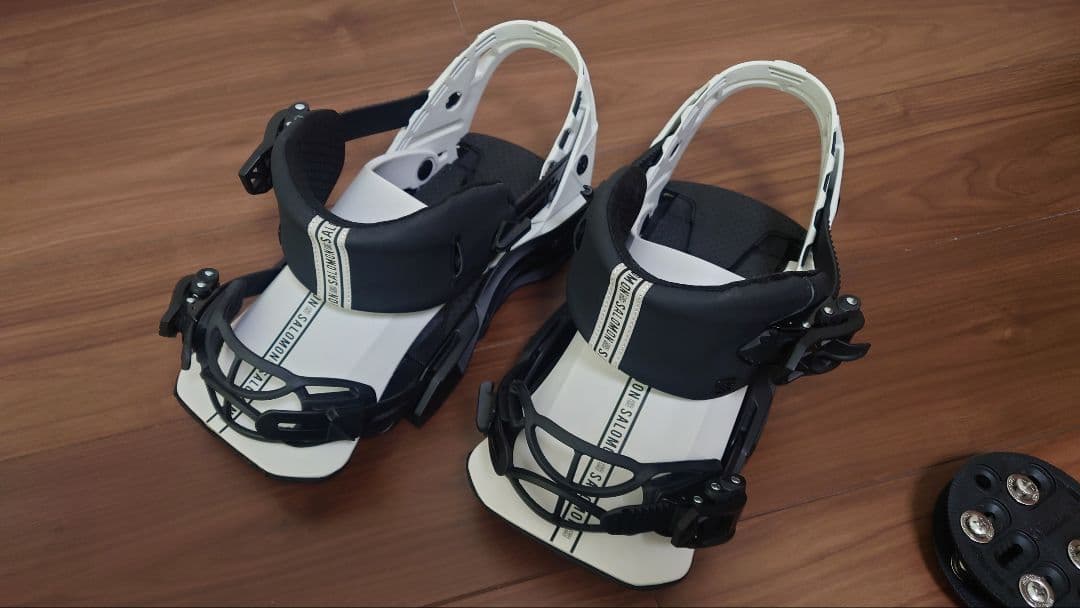 サロモン DISTRICT 20-21 サイズM ホワイト ビンディング