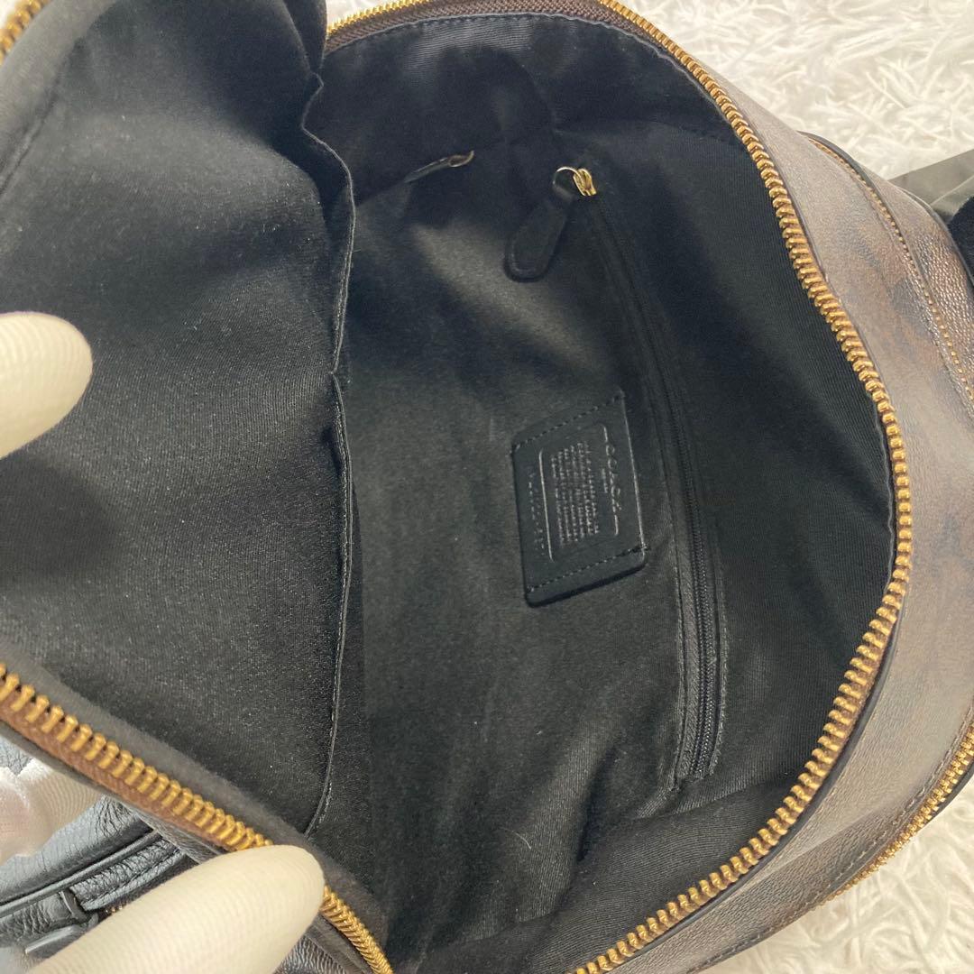 美品　現行　コーチ　リュック　 コート バックパック シグネチャー キャンバス