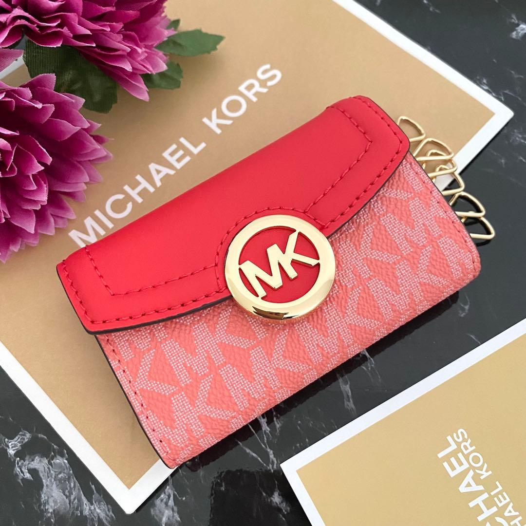 ❤︎ 新品 MICHAEL KORS マイケルコース キーケース ピンク
