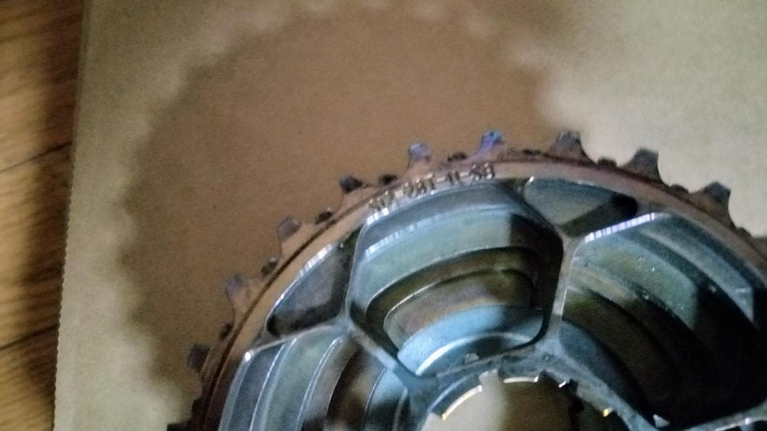 ZIPP 202 チューブラー/カーボンホイール