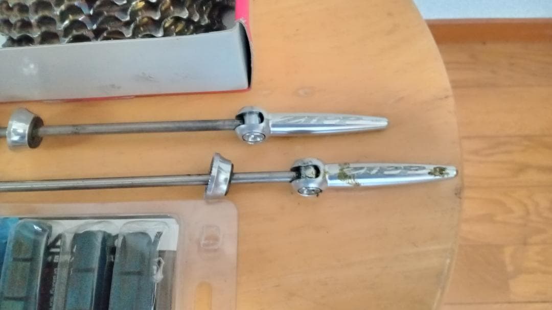 ZIPP 202 チューブラー/カーボンホイール