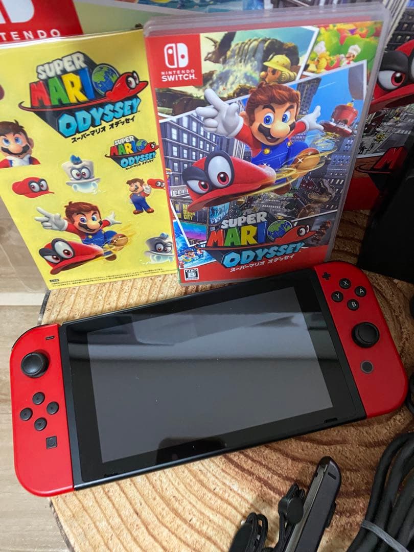 Nintendo Switch ニンテンドースイッチ本体　マリオカラーソフト付き