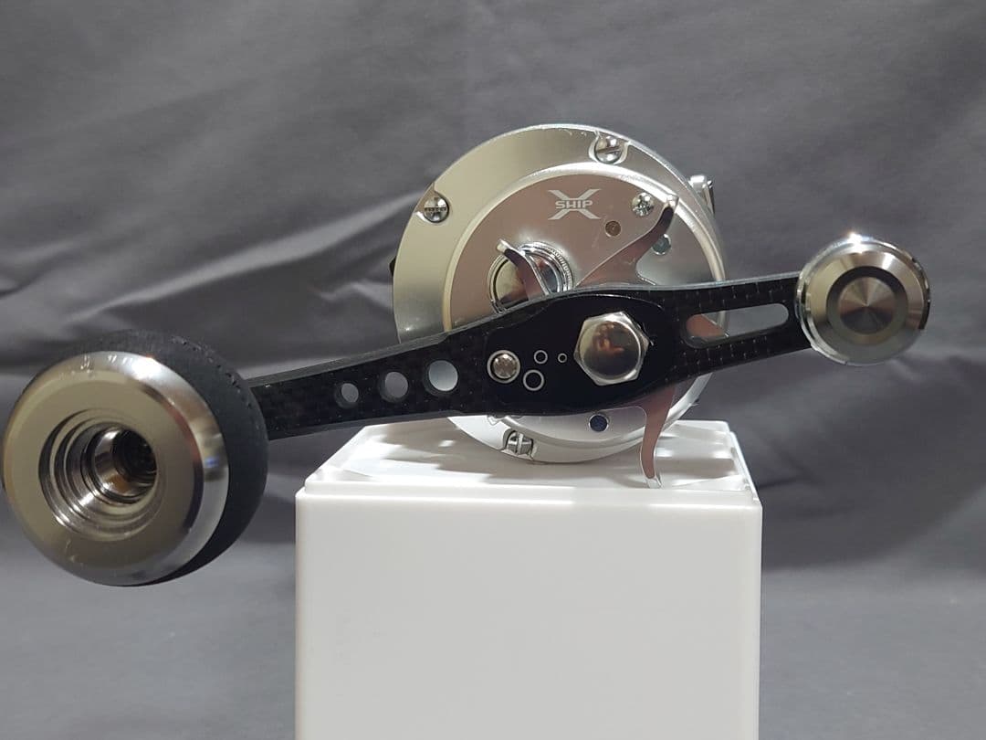 リール SHIMANO 13 OCEA CALCUTTA 300HG