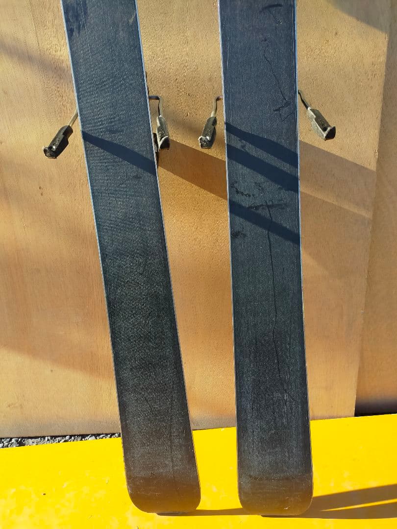 アトミック　Atomic NOMAD SMOKE157 スキー板バインディング付