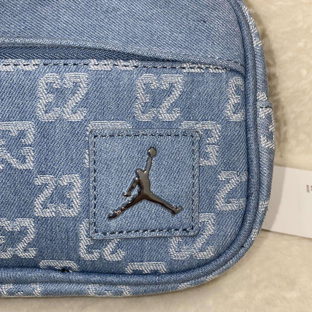 新品タグ付きJORDAN ジョーダン モノグラム カメラ バッグ