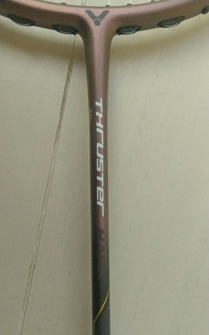 バドミントンラケット Victor スラスターKホーク