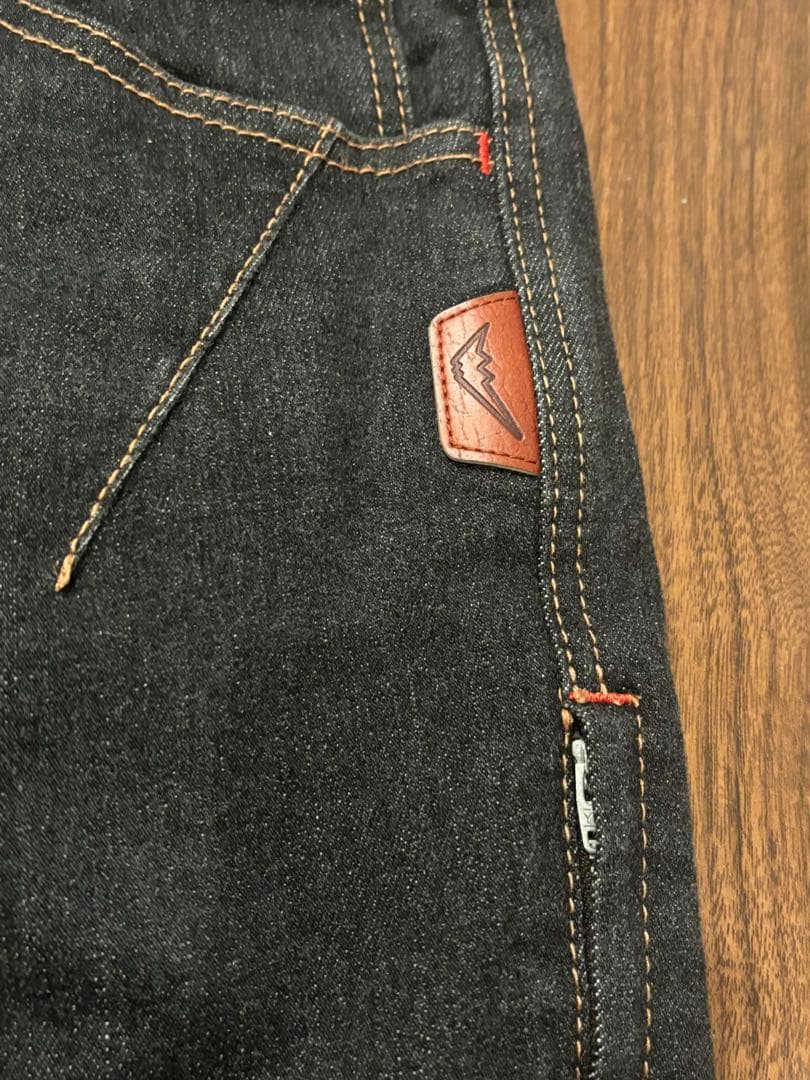 クシタニ　エクスパンドコーデュラデニム