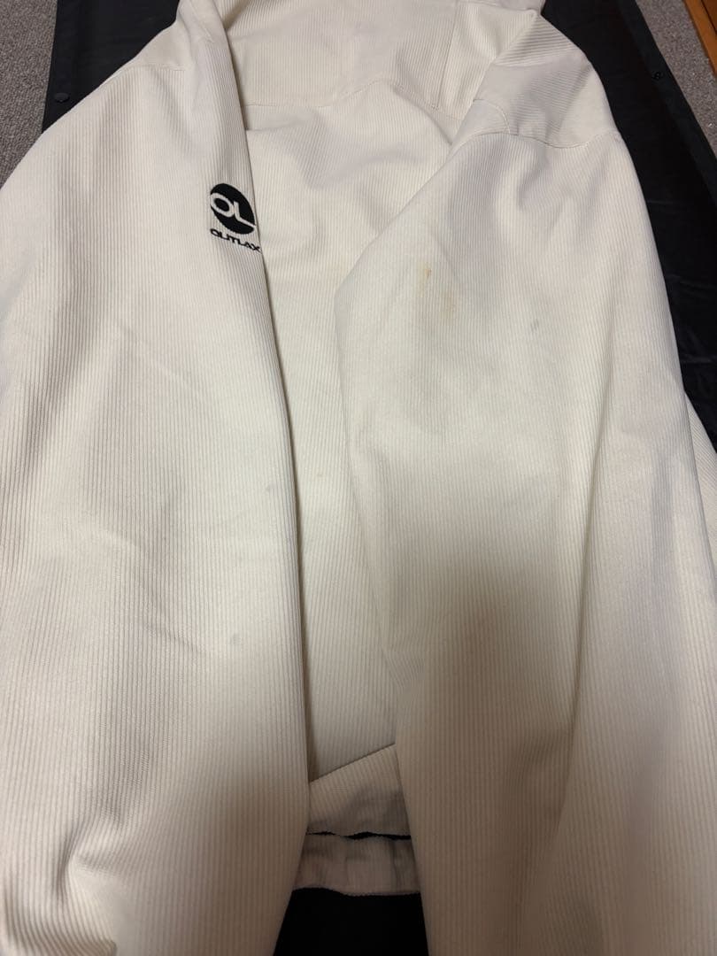 スノーボードウェア　outlax コーデュロイプルオーバーセットアップ