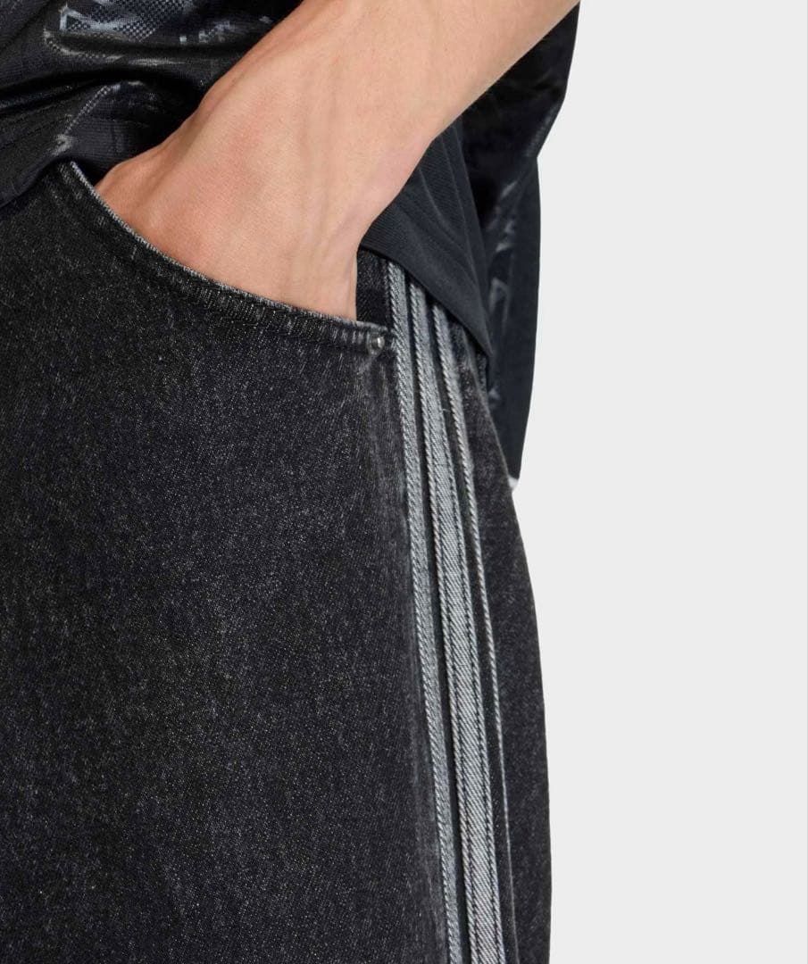 【adidas】ファイヤーバード アディカラー デニム パンツ　KD1497