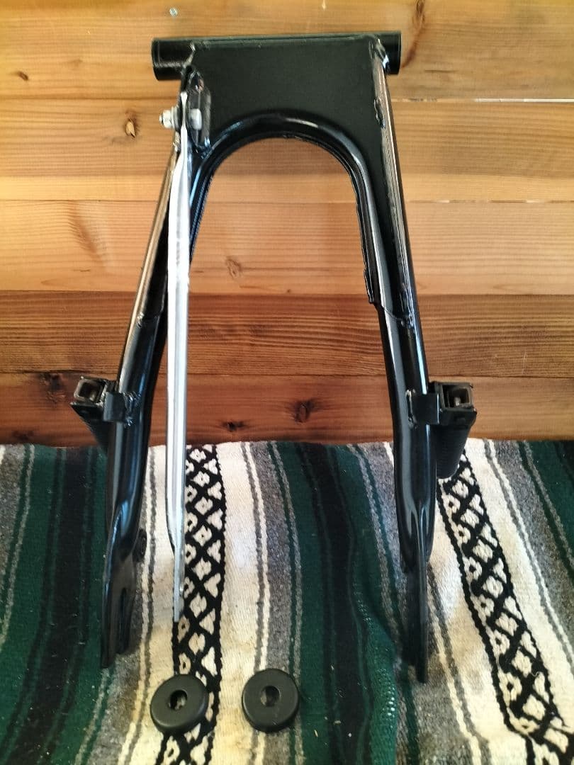 cb400f　純正　スイングアーム