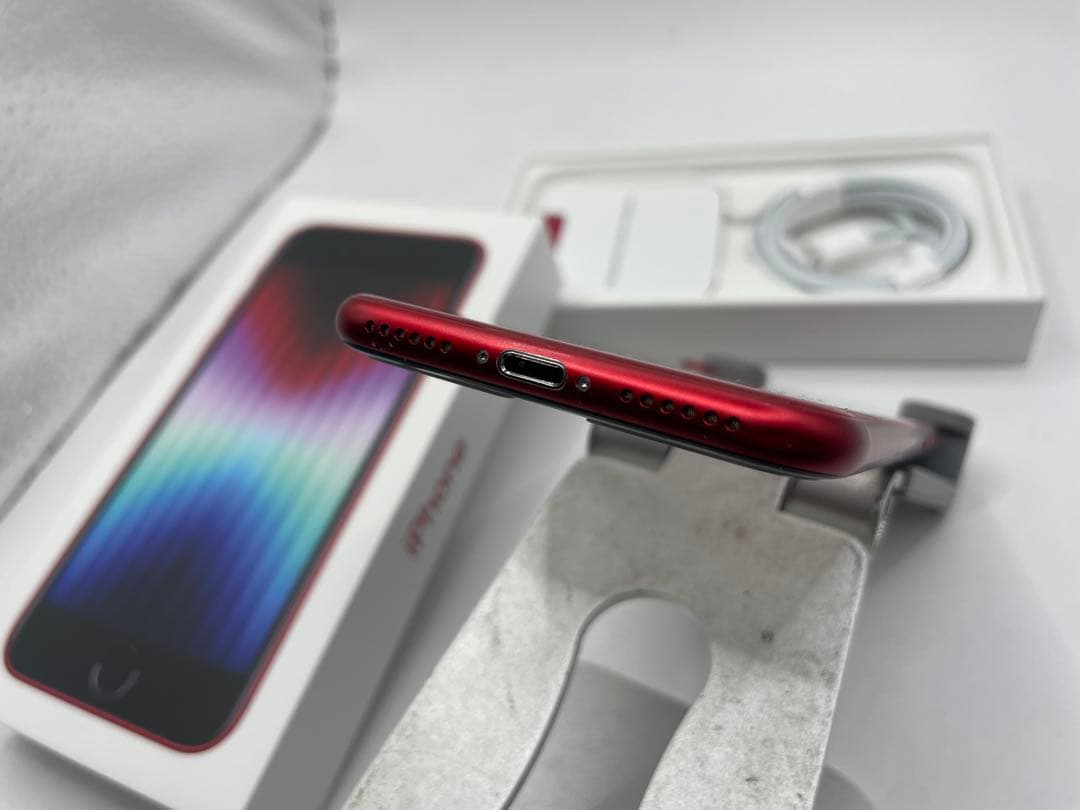 Apple iPhone SE 第３世代 128GB レッド SIMフリー