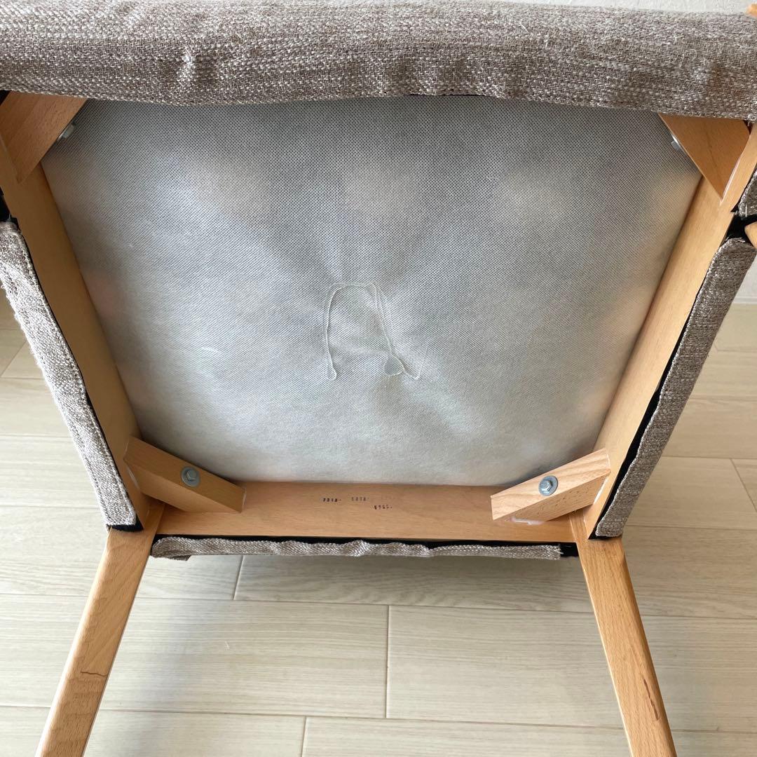 ●ニトリ●北欧レトロ　天然木製ダイニングチェア肘付き　1脚（もう1脚有り）