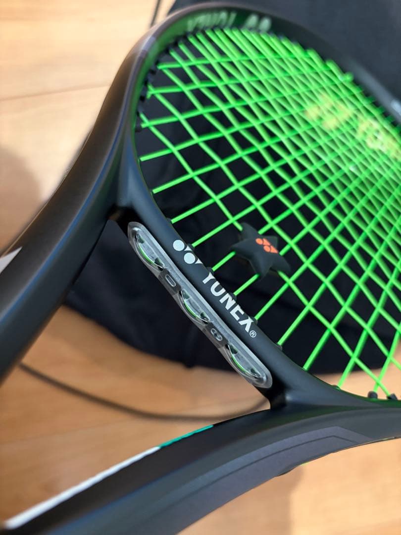 週末限定割中！【美品】YONEX テニスラケットEZONE100