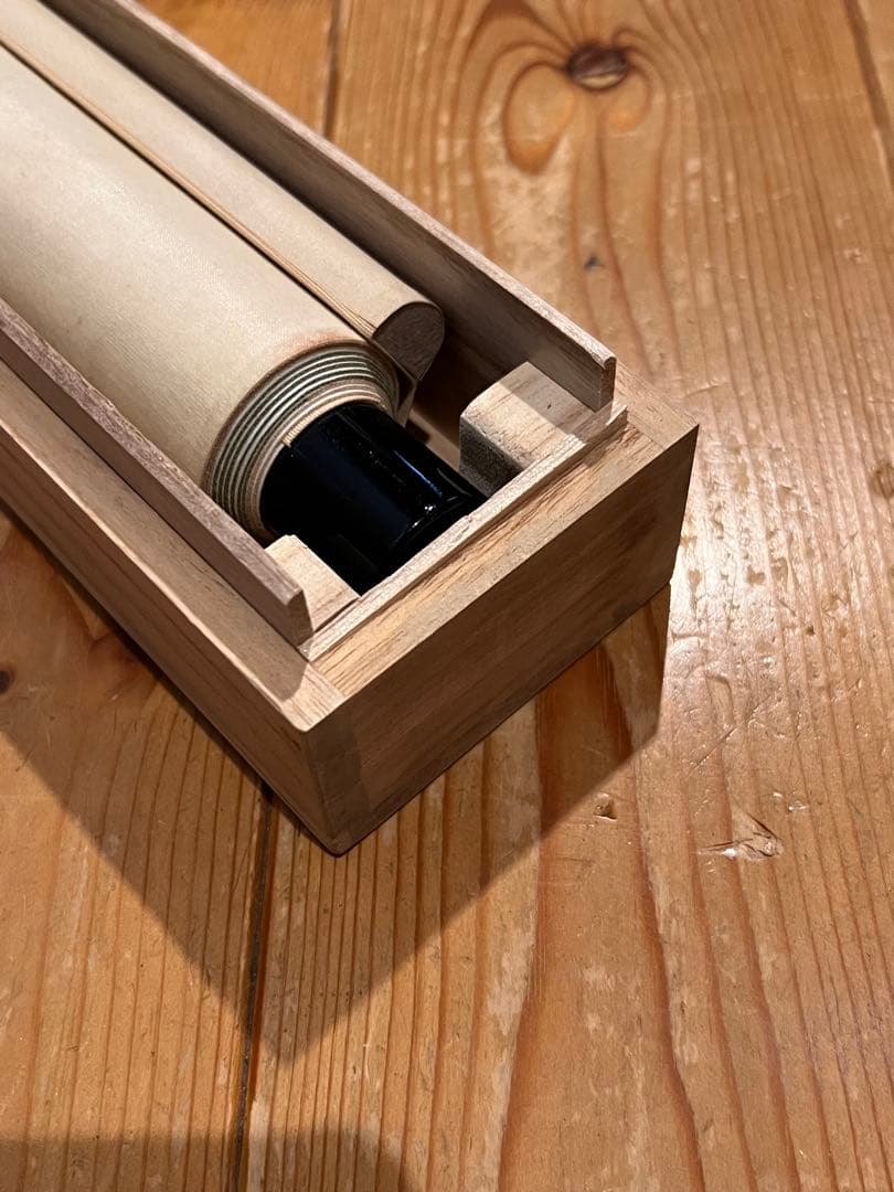 西垣大道 掛軸 掛け軸「開花香満衣」書 臨済宗 大徳寺 極楽寺直筆 茶掛 桜