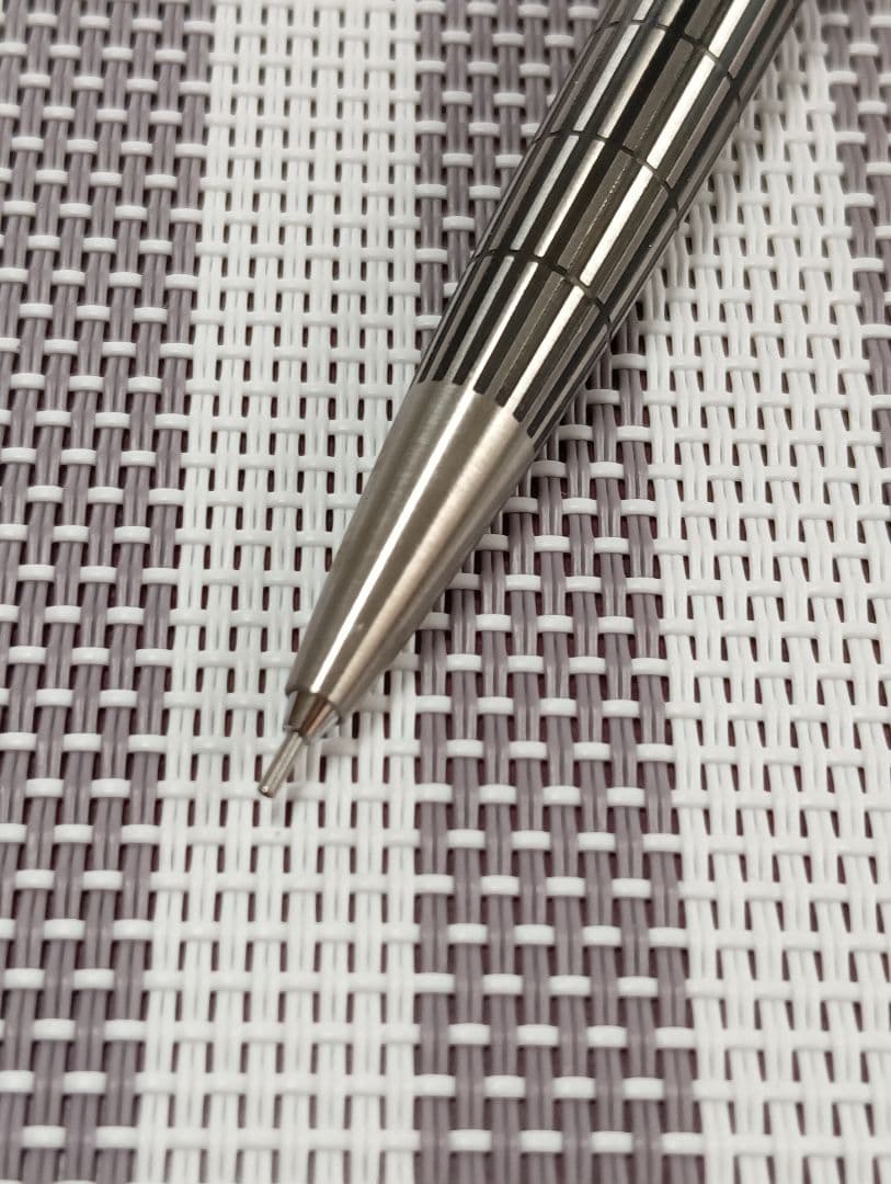 【超希少】三菱鉛筆 JAGUAR II ダブルノック式シャープ 蝕刻 0.5mm