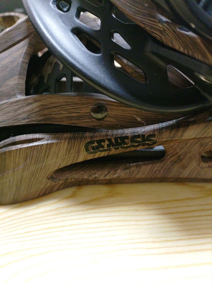 BURTON GENESIS EST 木目調　スノーボードビンディング