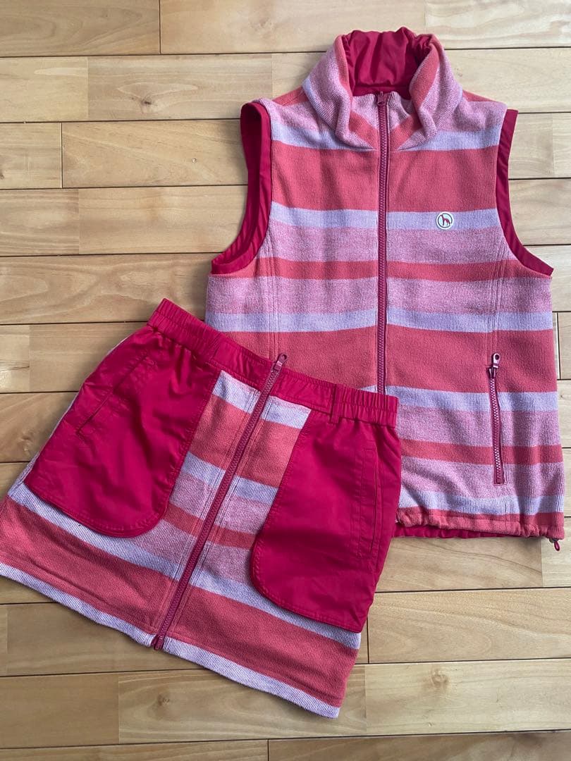 adabat アダバット ゴルフ　セットアップ　リバーシブル　ベスト　スカート adabat アダバット ゴルフウェア セットアップ リバーシブル ベスト