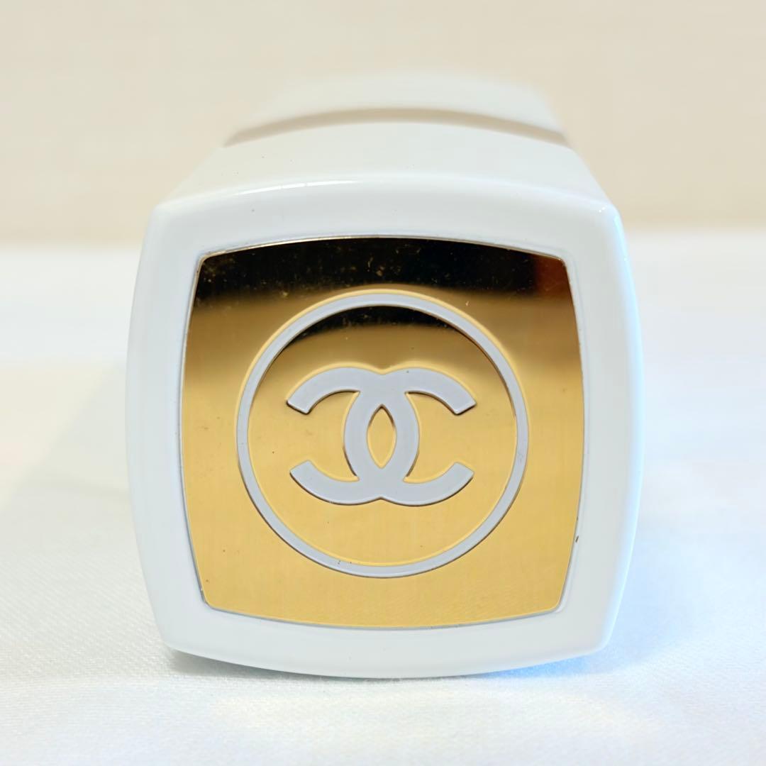 希少　新品未使用　シャネル　N°22 オードトワレ　香水　50ml