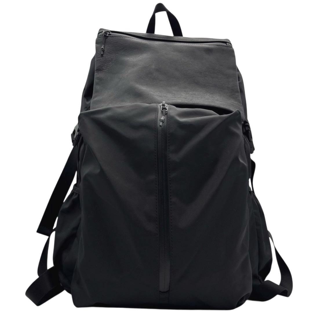 美品◎イアパピヨネ バーラップアウトフィッター A4可 リュック 巾着 男女 黒