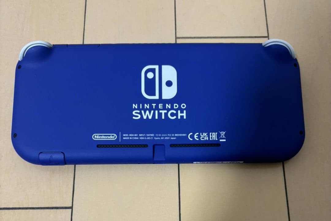 Nintendo Switch Lite 青　ブルー