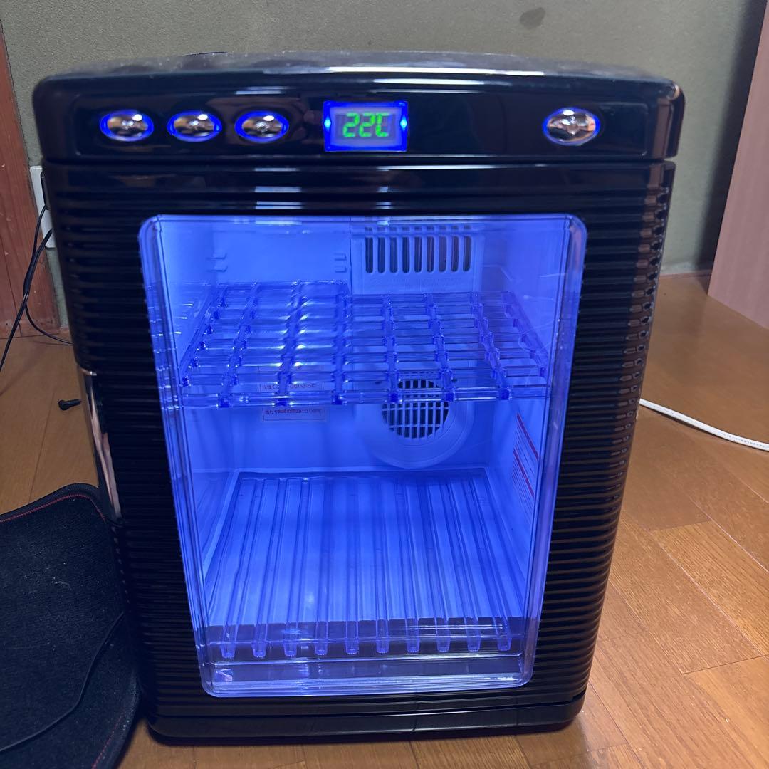 ミニ冷蔵庫 デジタル温度表示付き 保温も可能