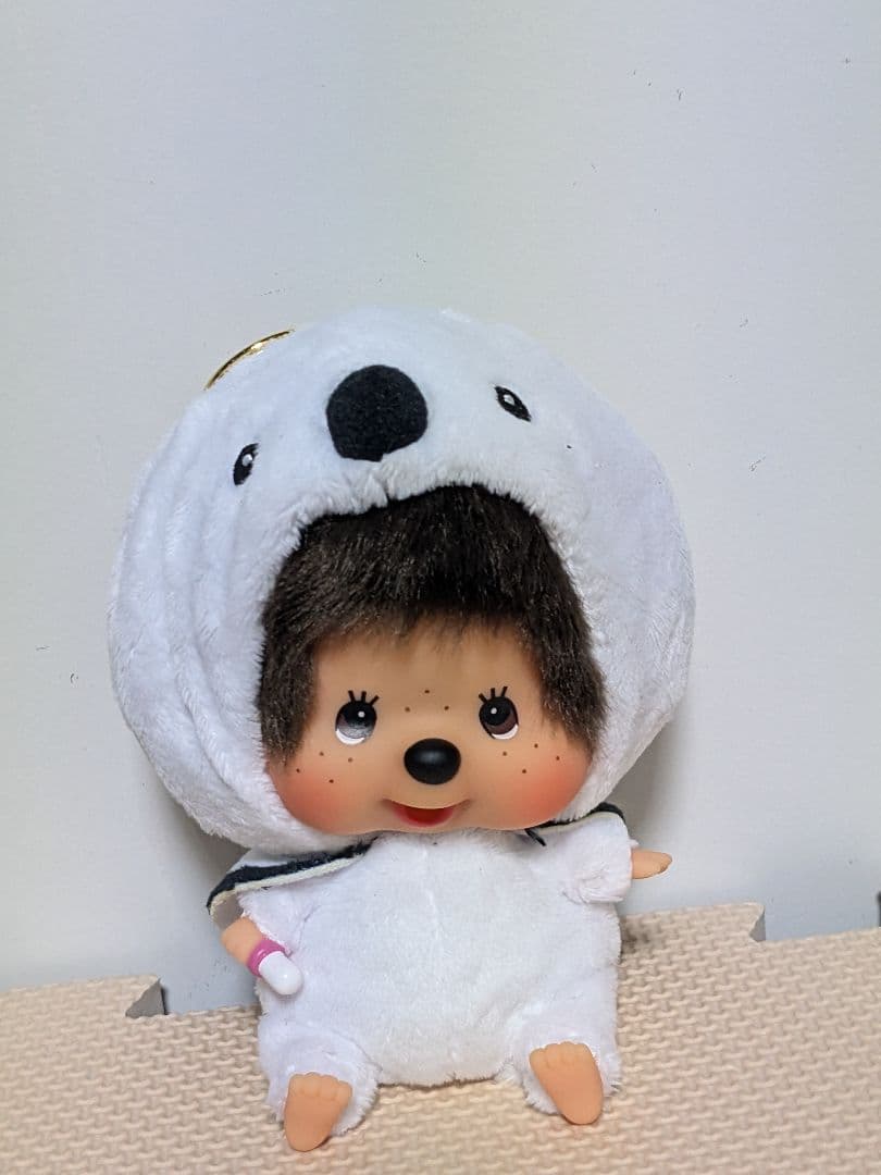 北海道限定シマエナガモンチッチキーホルダー - メルカリ