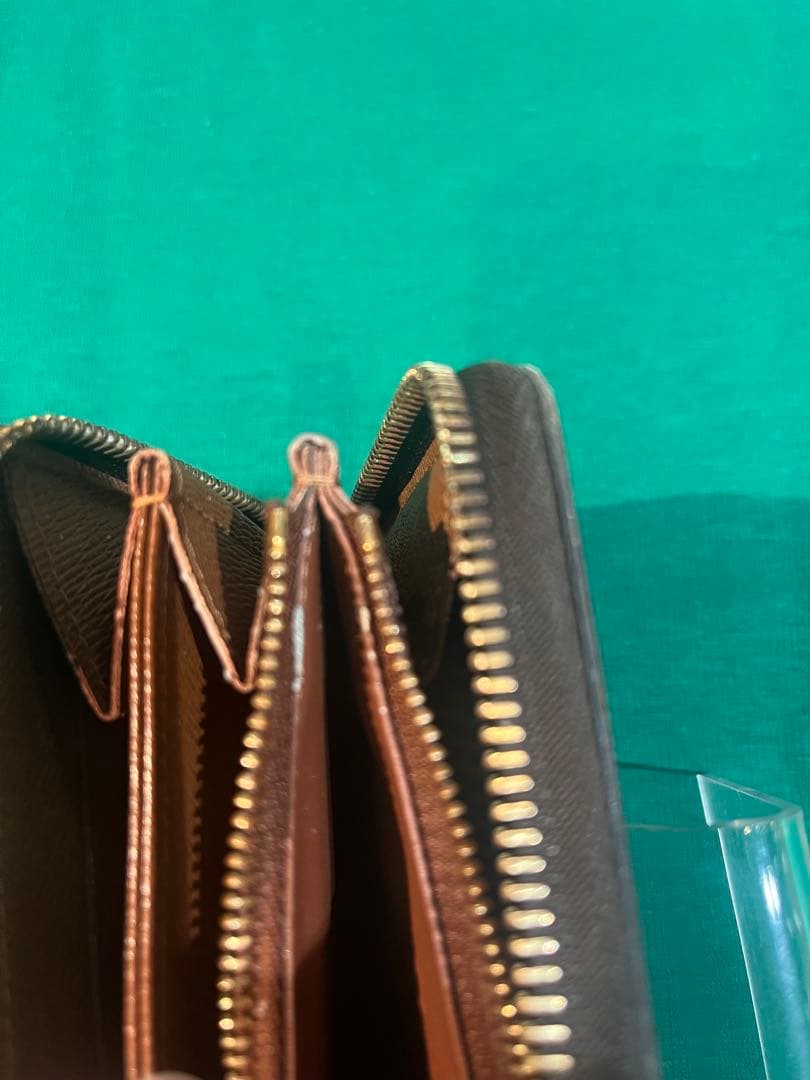 早い物勝ち！　 Louis Vuitton モノグラム ジッピーウォレット