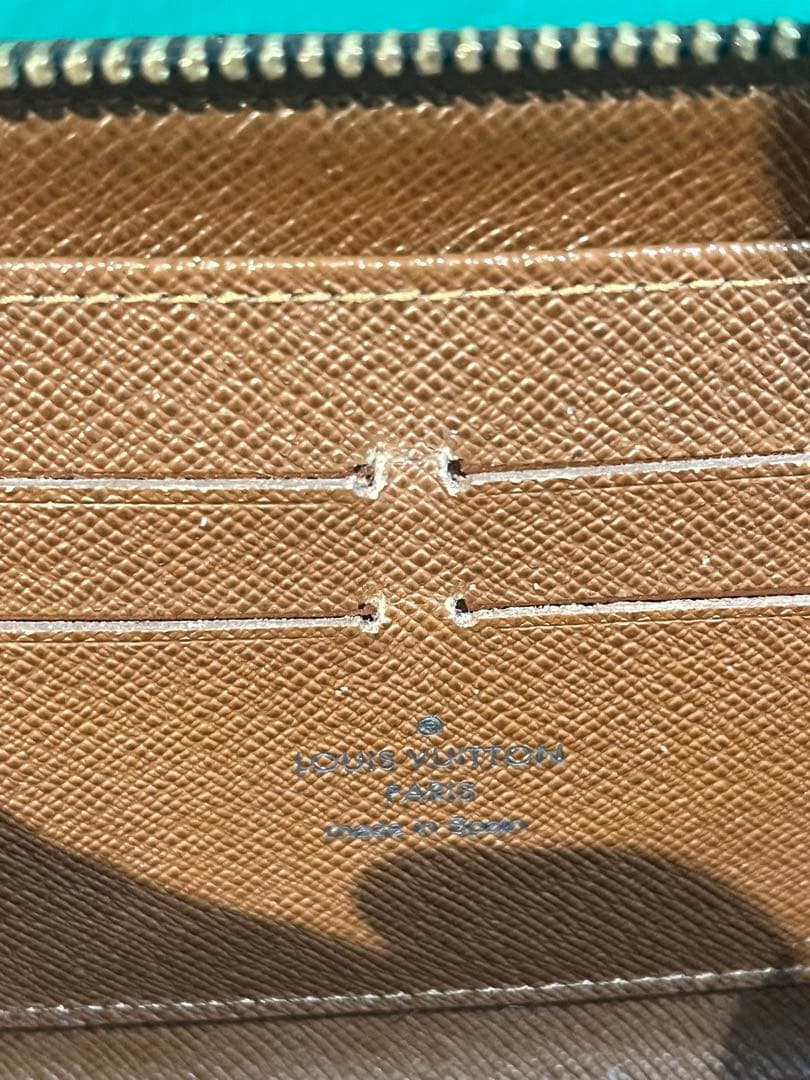 早い物勝ち！　 Louis Vuitton モノグラム ジッピーウォレット