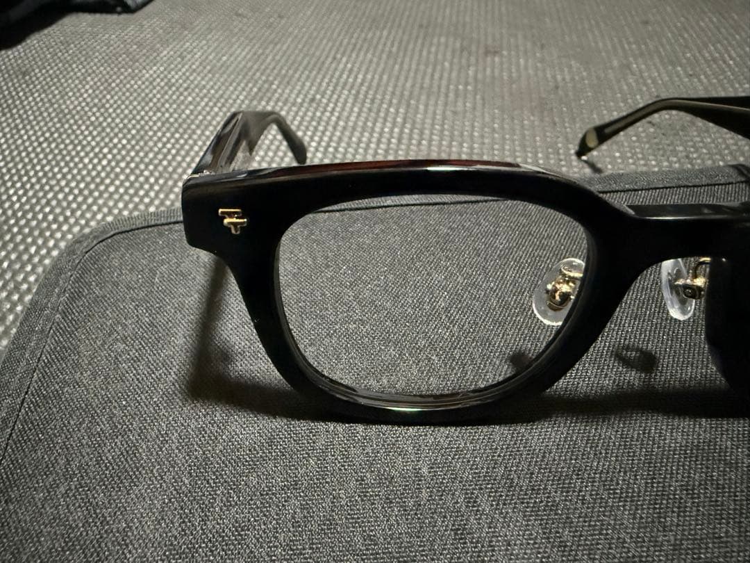 Zoff×TOSHIMITSU コラボモデル　調光レンズモデル　本体のみ