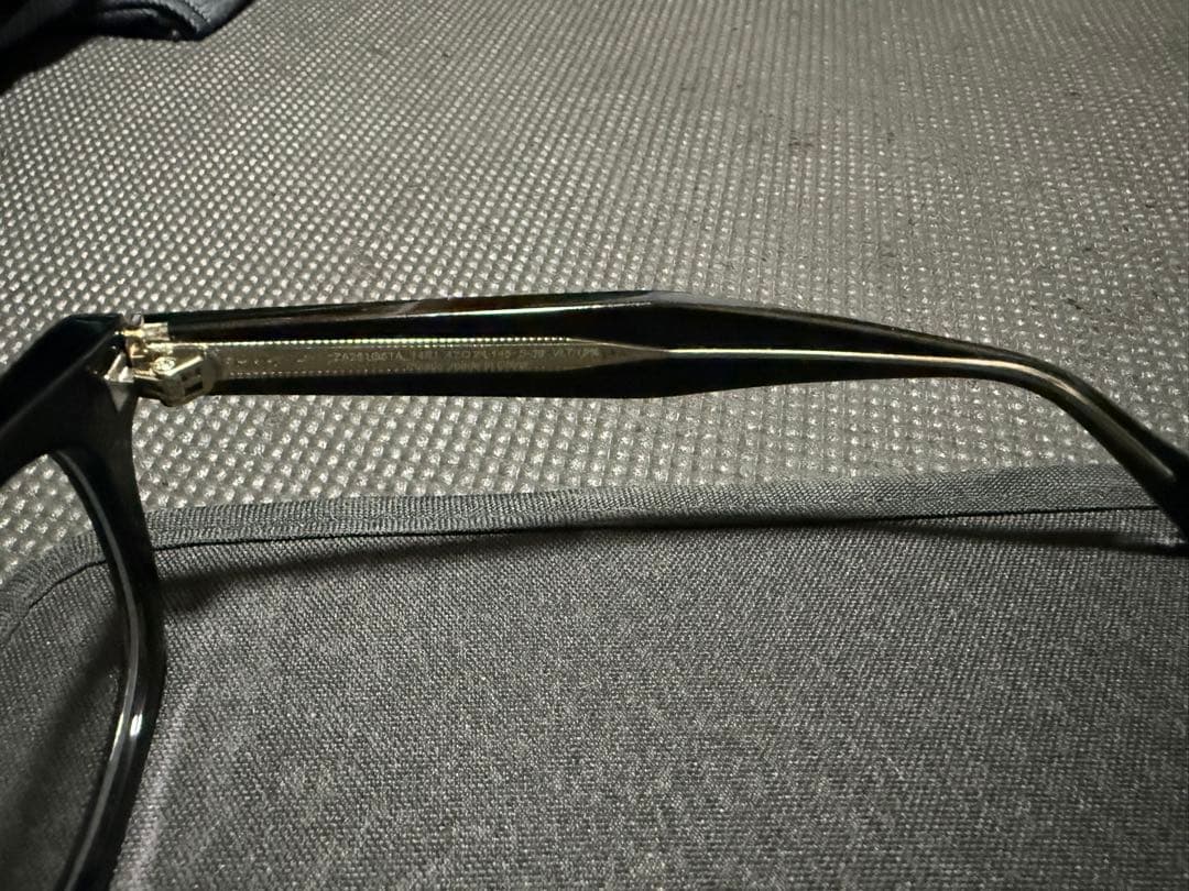 Zoff×TOSHIMITSU コラボモデル　調光レンズモデル　本体のみ