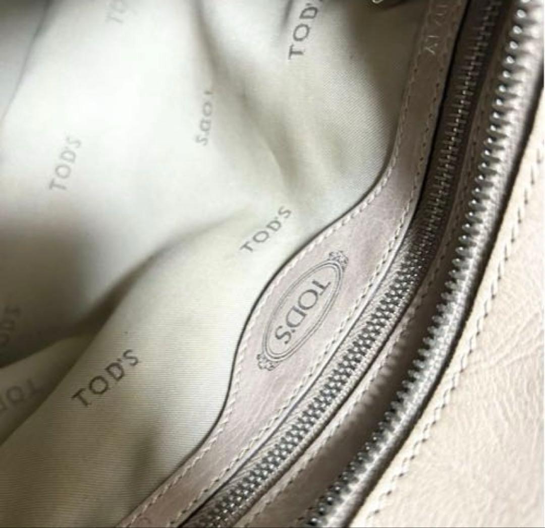 美品　トッズ　TOD'S Dスタイリングバッグ　ベージュ